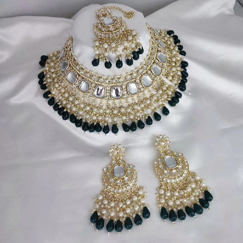 Lucentarts Jewellery Gold Plated Kundan And Pearl Choker Necklace Set