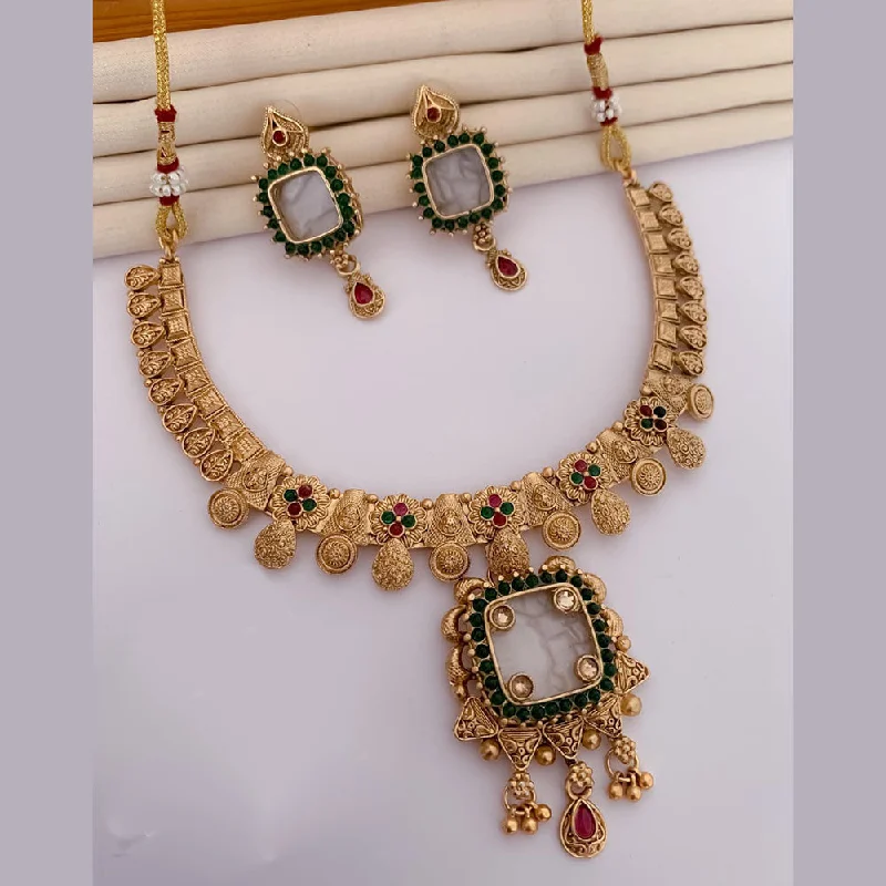 FS Collection Gold Plated Pota Stone And Pearls Necklace Set