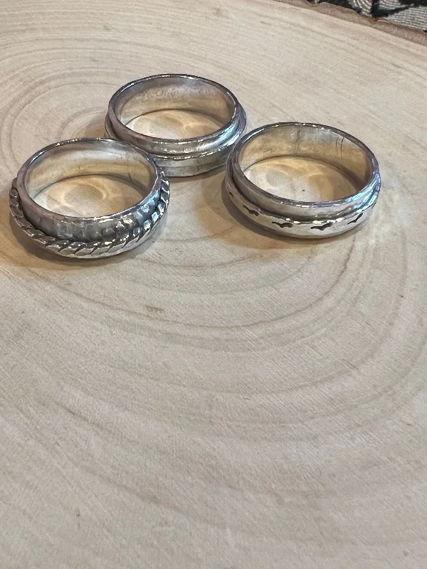 Sterling silver spinner ring