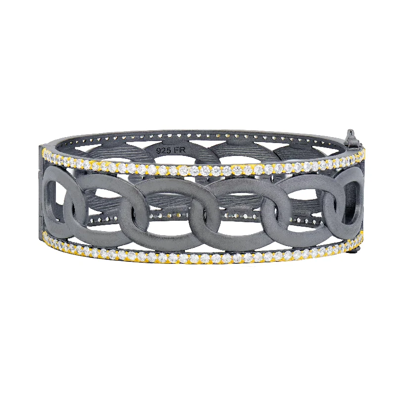 Signature Grit Chain Link Statement Bangle