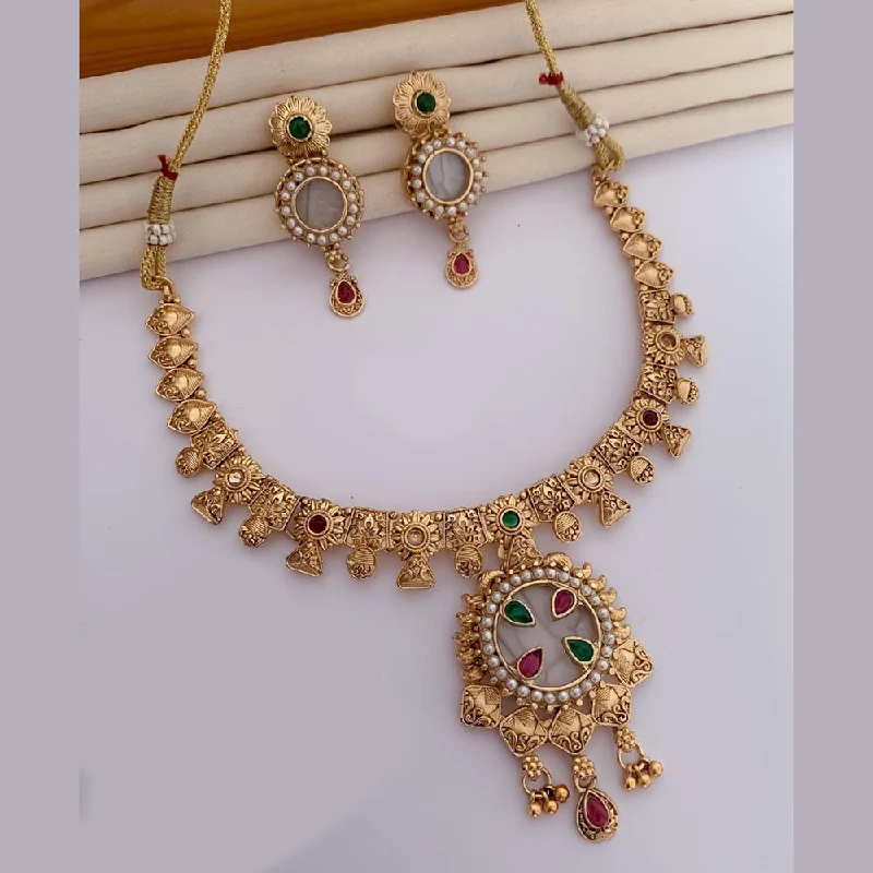 FS Collection Gold Plated Pota Stone And Pearls Necklace Set